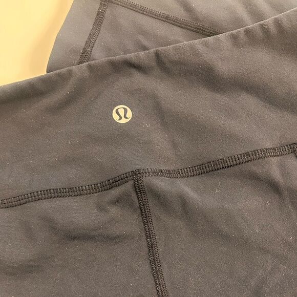 Lululemon Practice Daily Pant Ruched Tuxedo Stripe pants - Picture 4 of 7